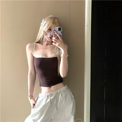 窃窃私语